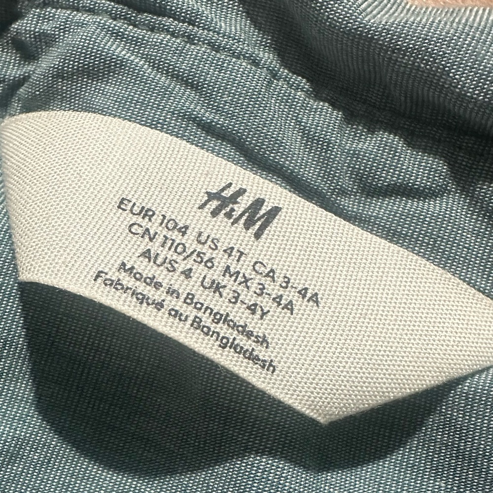 H&M button down - Picture 2 of 3